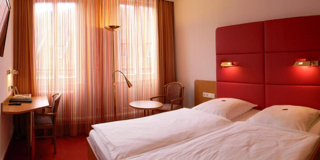 Hotel Hospiz Tübingen Quarto foto